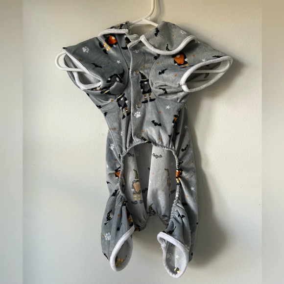 Berkshire Pet Collection Halloween Outfit - Picture 2 of 4